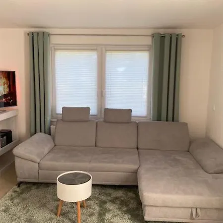 בית נופש Damian *